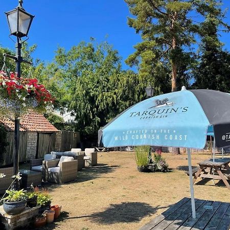 The Bell At Old Sodbury Hotel Чипинг Содбъри Екстериор снимка